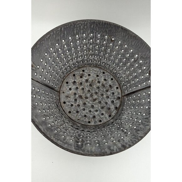 vintage Gray Graniteware Footed Colander Strainer Handles Enamelware 10 w x 4.5H - Picture 3 of 9